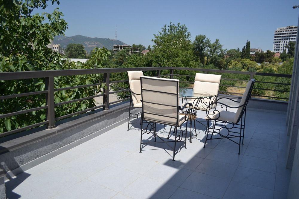 Dolabauri Hotel Tbilisi Eksteriør billede